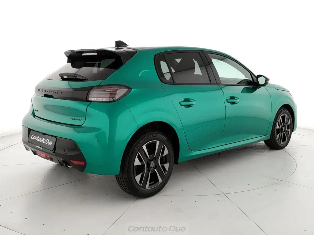 Peugeot 208 nuova a Caserta (5)