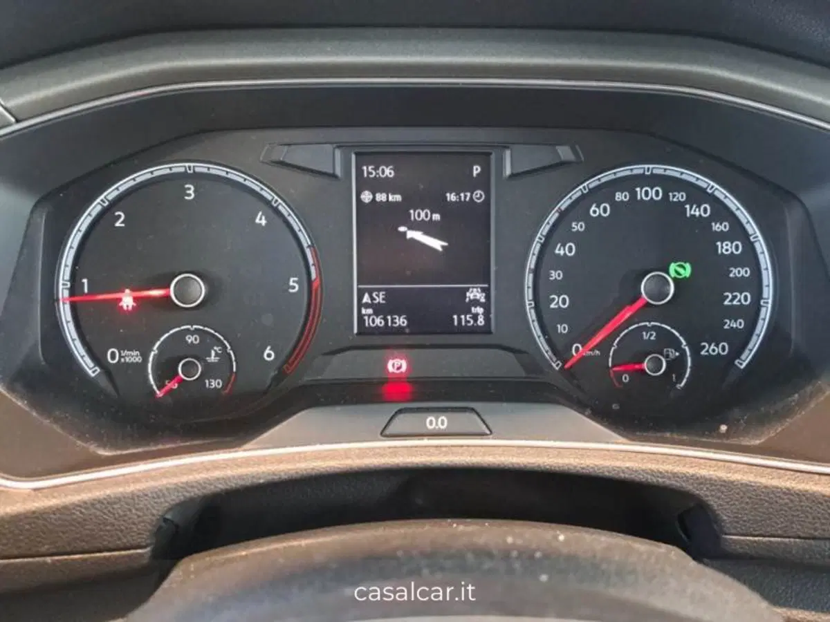 Volkswagen T-Roc usata a Salerno (8)