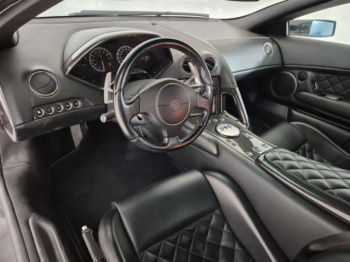 Lamborghini Murciélago Cabrio usata a Torino (6)