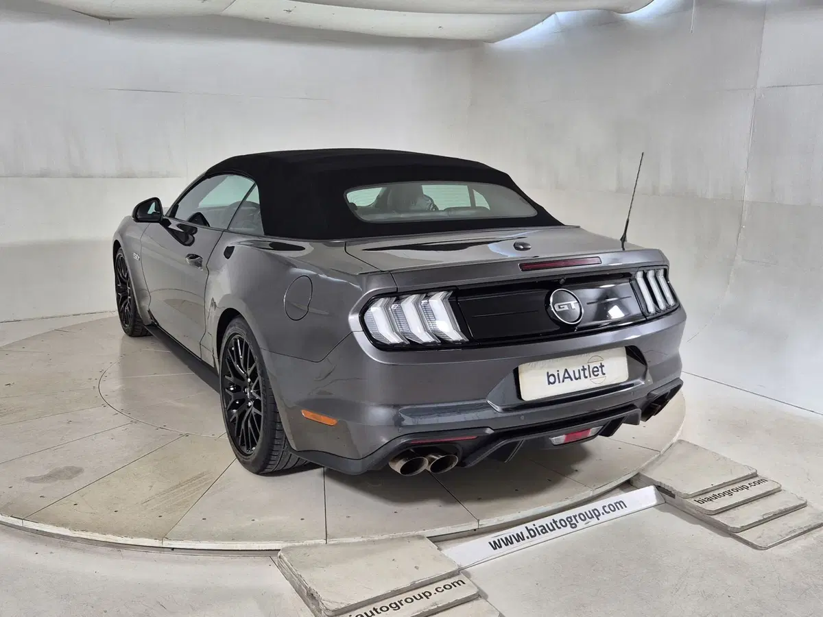 Ford Mustang Cabrio usata a Torino (20)