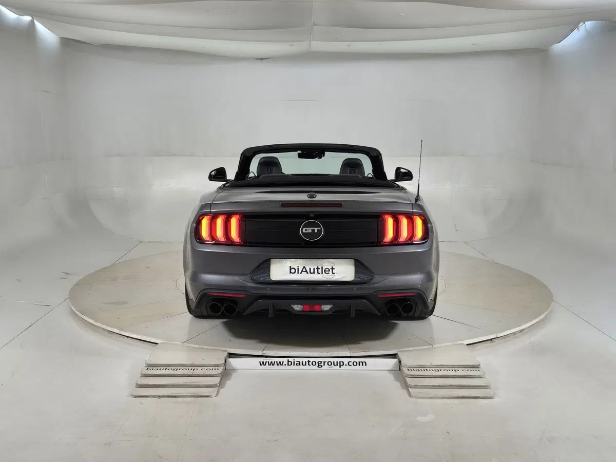 Ford Mustang Cabrio usata a Torino (3)