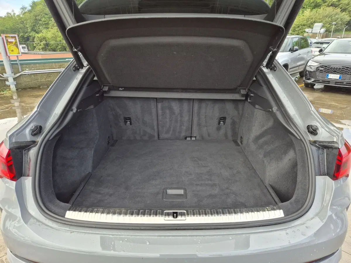 Audi RS Q3 Sportback usata  (12)