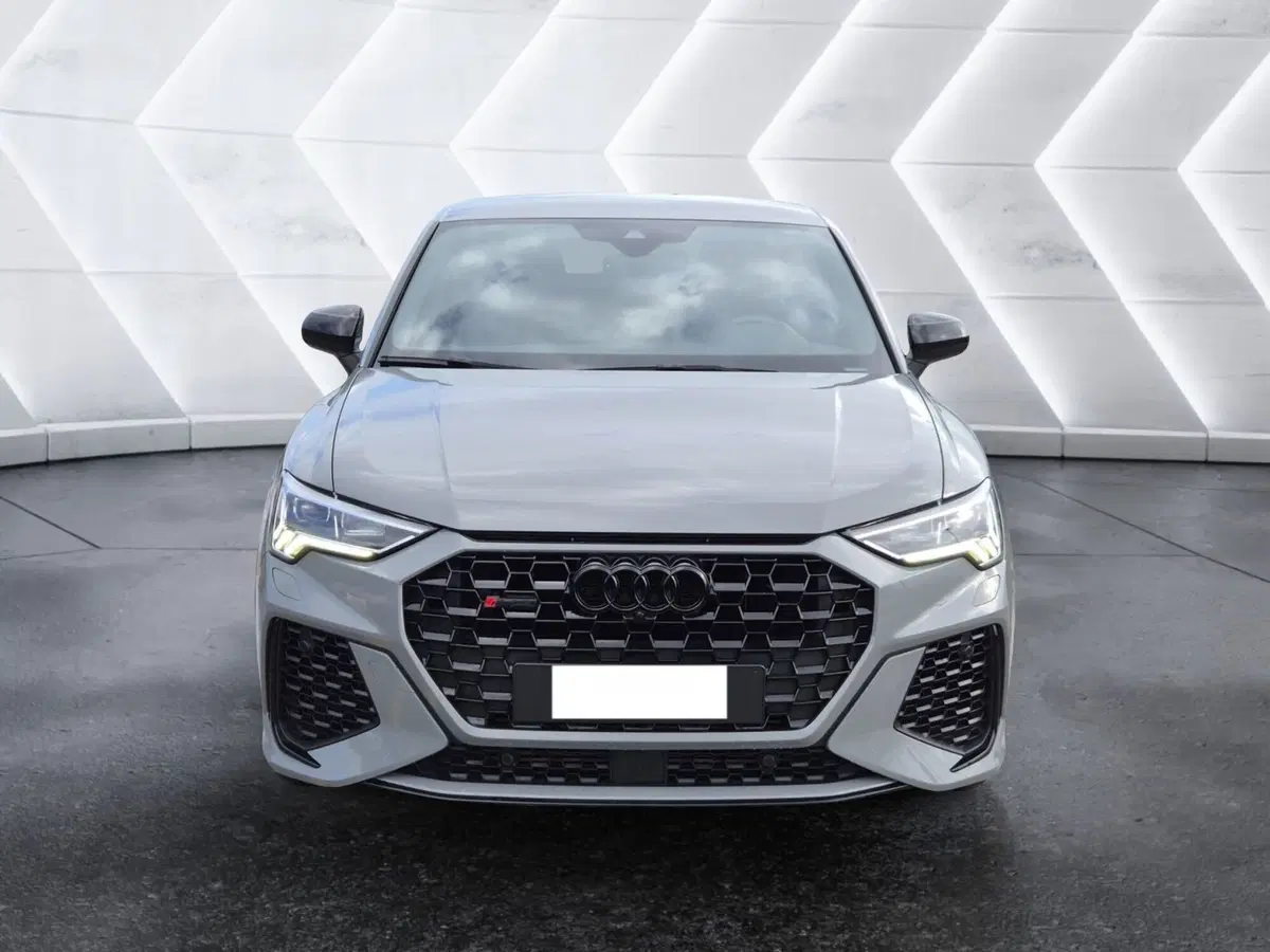 Audi RS Q3 Sportback usata  (2)