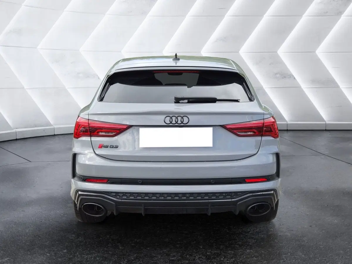 Audi RS Q3 Sportback usata  (3)