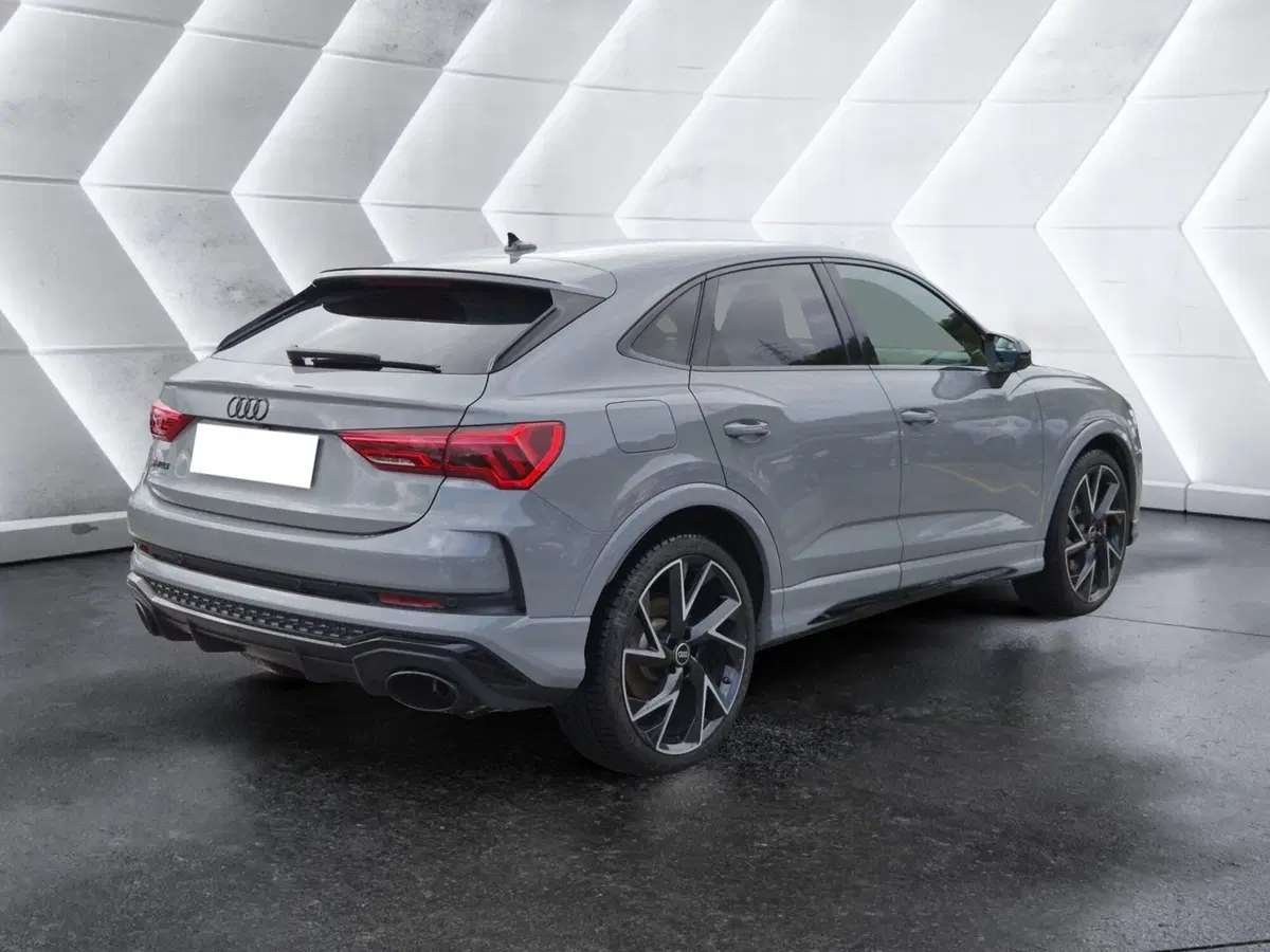 Audi RS Q3 Sportback usata  (4)