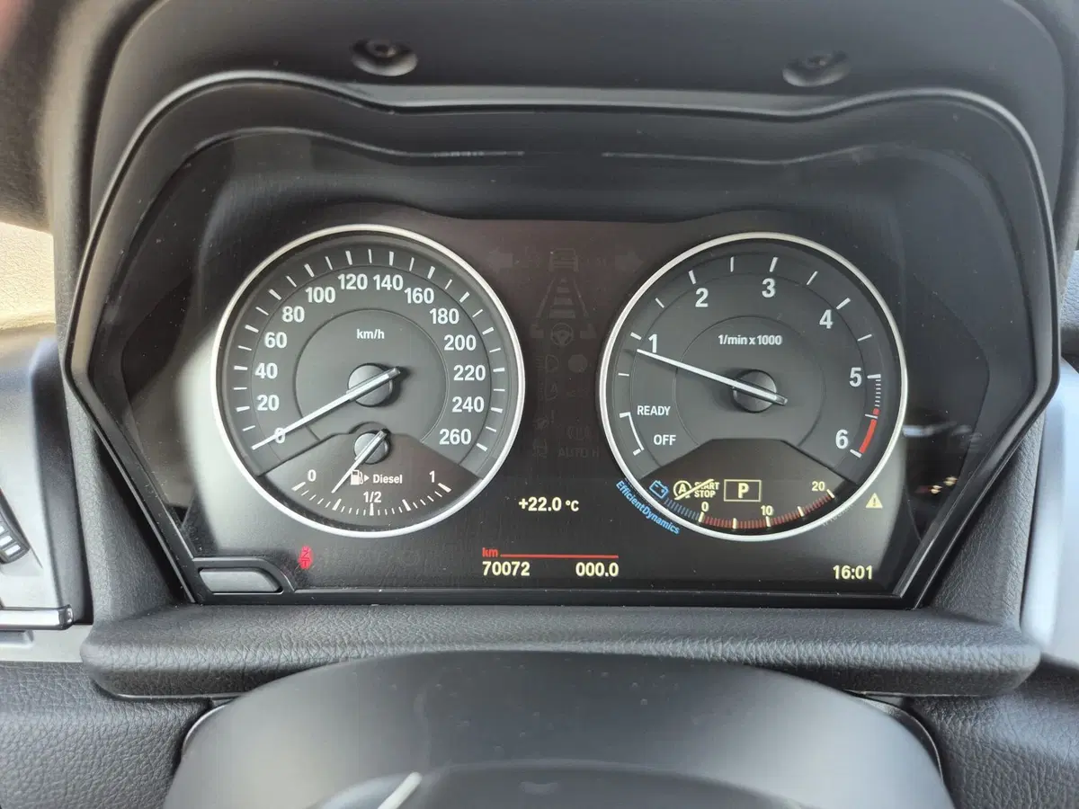 BMW Serie 2 Active Tourer usata  (14)