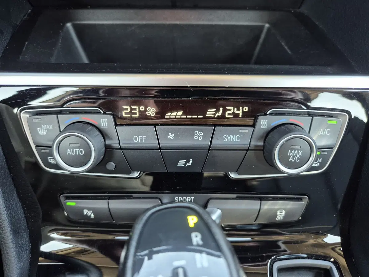 BMW Serie 2 Active Tourer usata  (19)