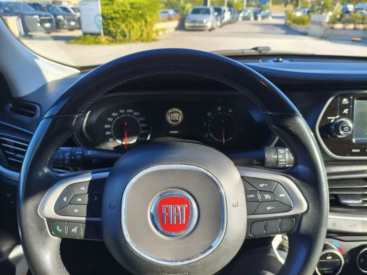 Fiat Tipo usata a Matera (17)