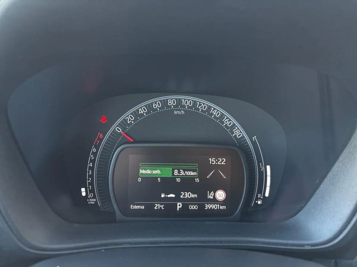 Toyota Aygo X usata a Venezia (12)