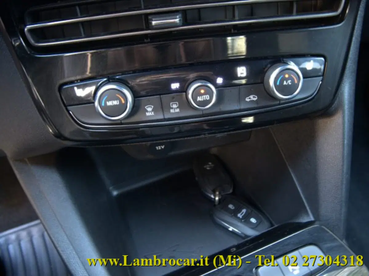 Opel Mokka usata a Milano (11)