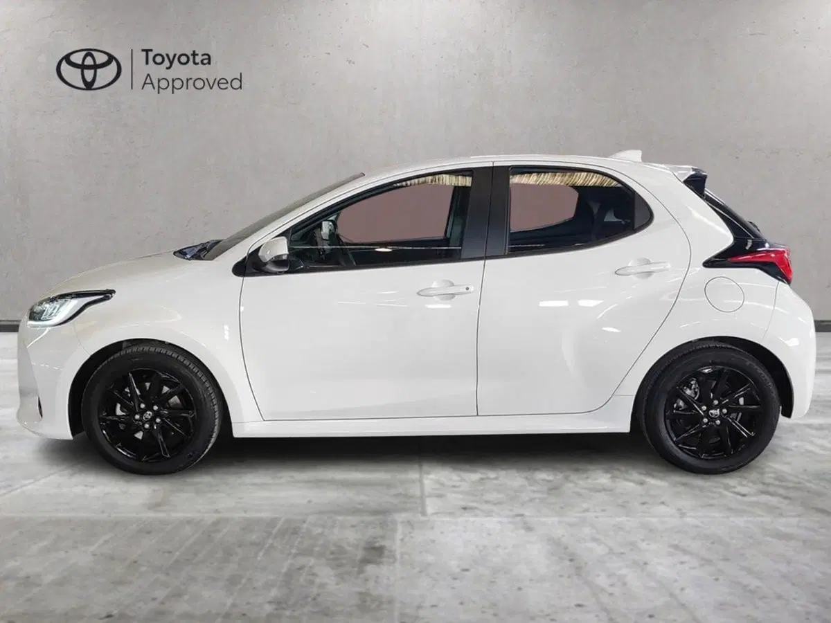 Toyota Yaris usata a Milano (4)