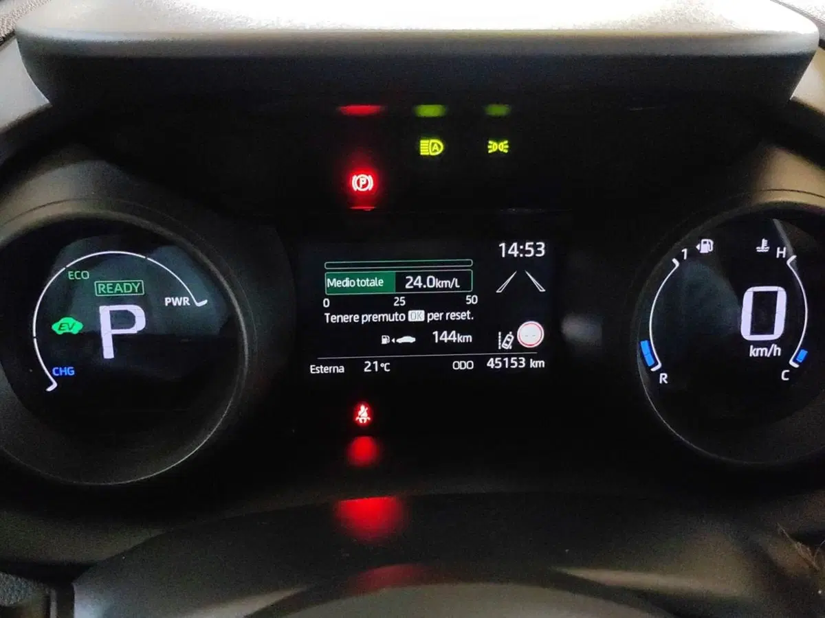 Toyota Yaris usata a Milano (10)