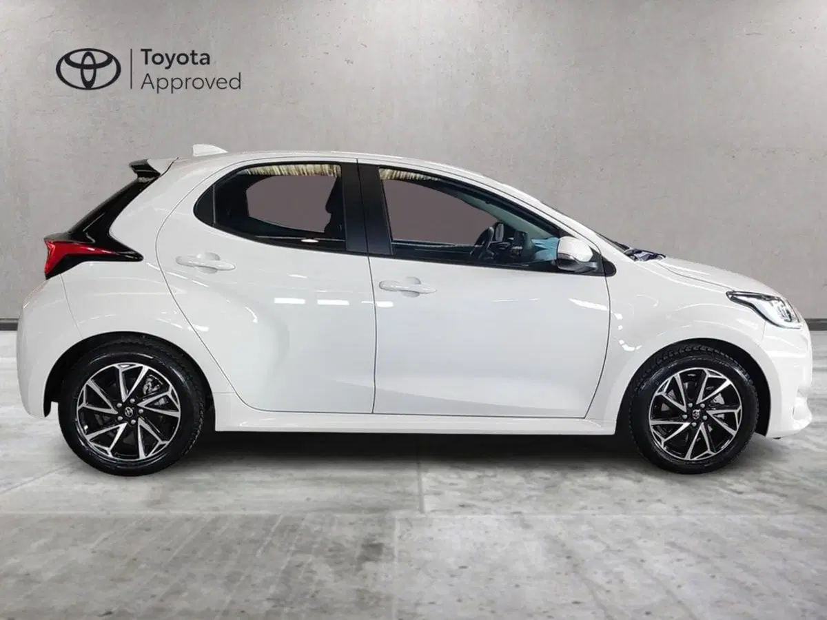 Toyota Yaris usata a Milano (5)