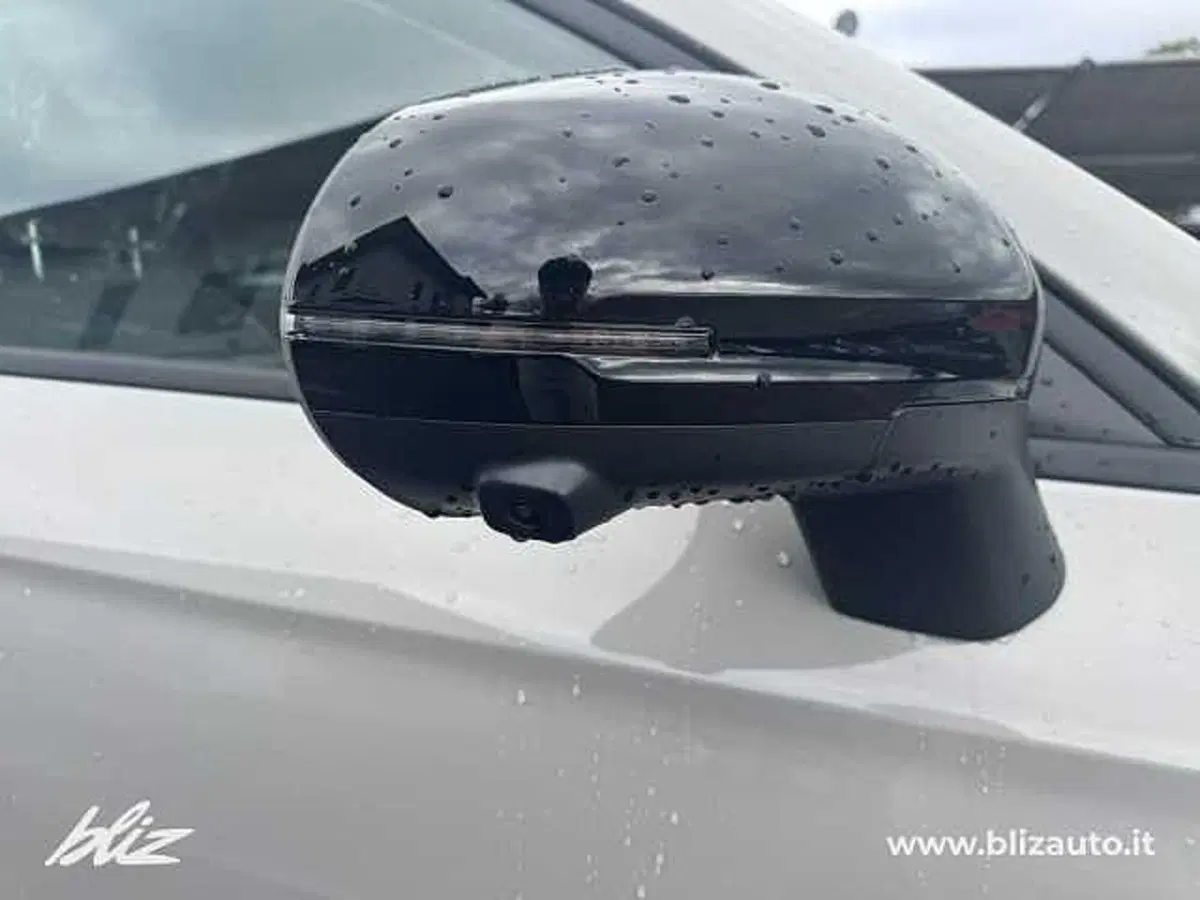 Leapmotor B10 nuova a Udine (11)