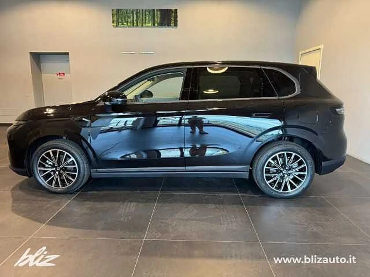Leapmotor B10 nuova a Udine (2)