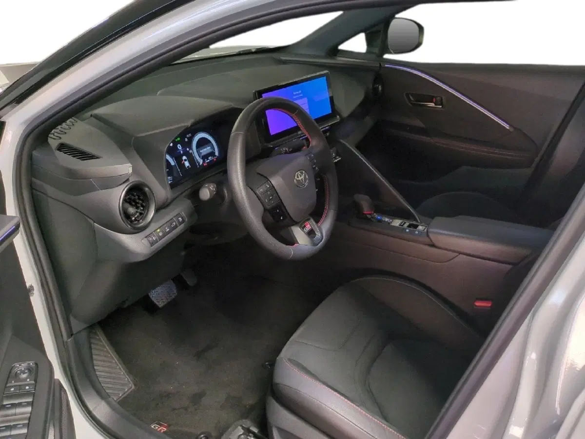 Toyota Toyota C-HR usata a Milano (13)