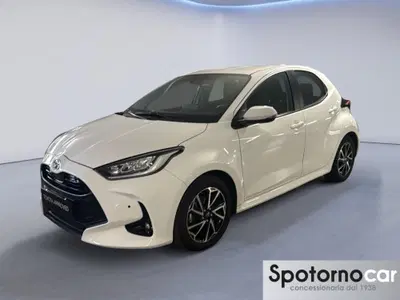 Toyota Yaris 1.0 5 porte Trend del 2022 usata a Milano