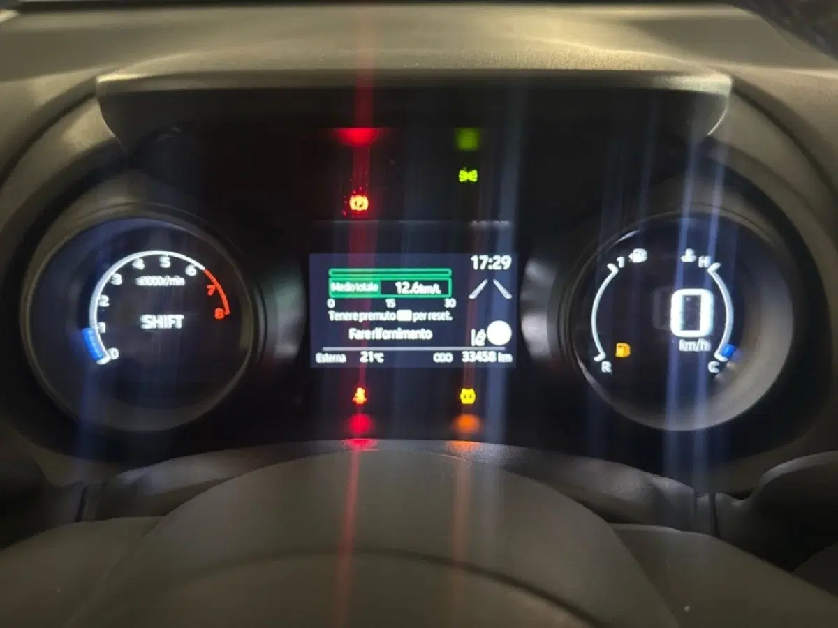 Toyota Yaris usata a Milano (11)