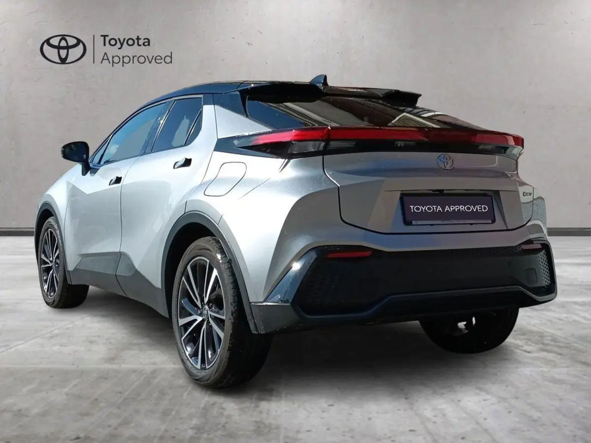 Toyota Toyota C-HR usata a Milano (5)