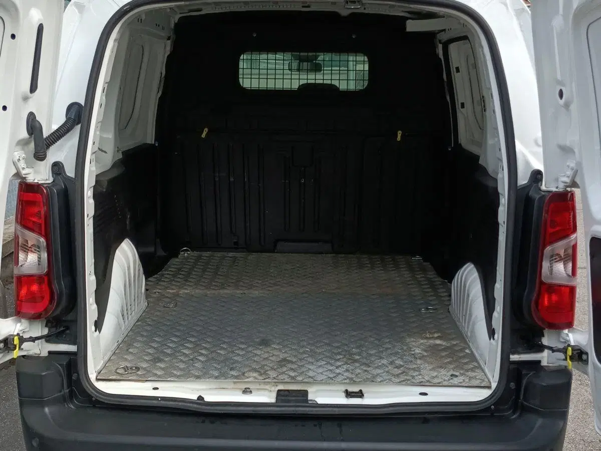 Toyota Proace City Furgone usata a Milano (6)
