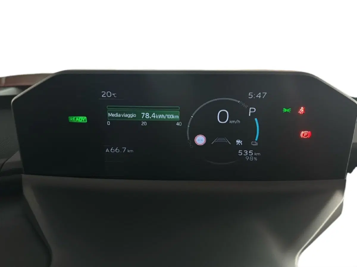 Toyota Toyota C-HR nuova a Milano (14)