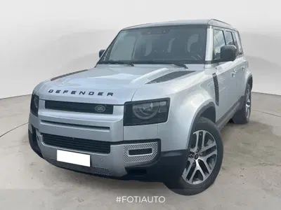 Land Rover Defender 110 3.0d i6 mhev SE awd 200cv auto 6p.ti del 2024 usata a Misterbianco