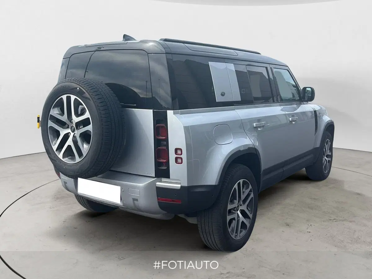Land Rover Defender usata a Catania (2)