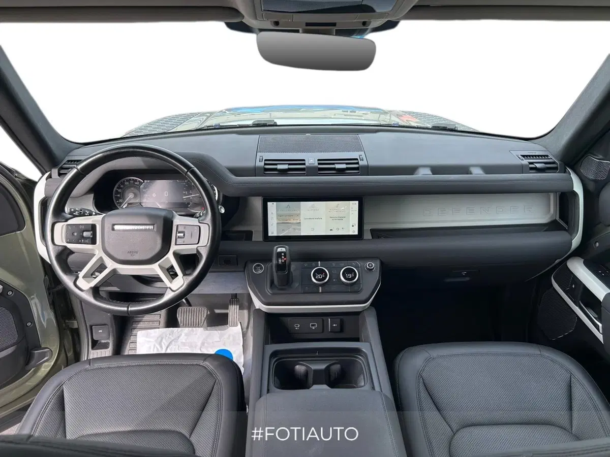 Land Rover Defender usata a Catania (4)