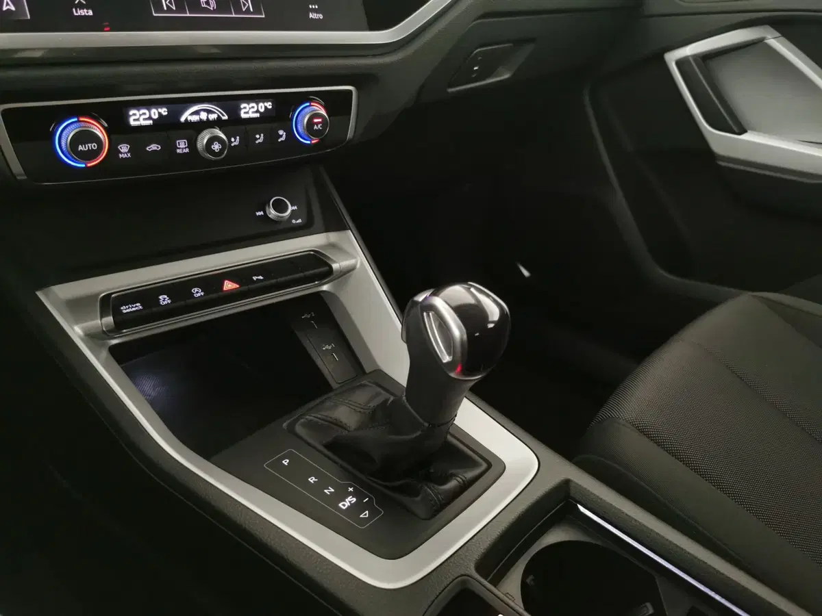 Audi Q3 Sportback usata a Chieti (10)