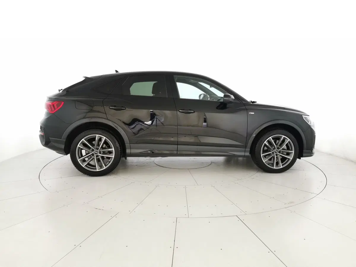 Audi Q3 Sportback usata a Chieti (4)