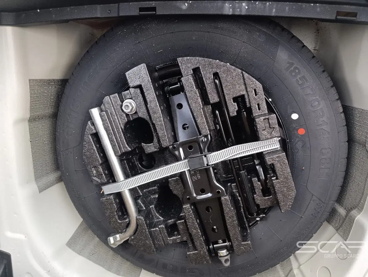 Skoda Fabia usata a Livorno (12)