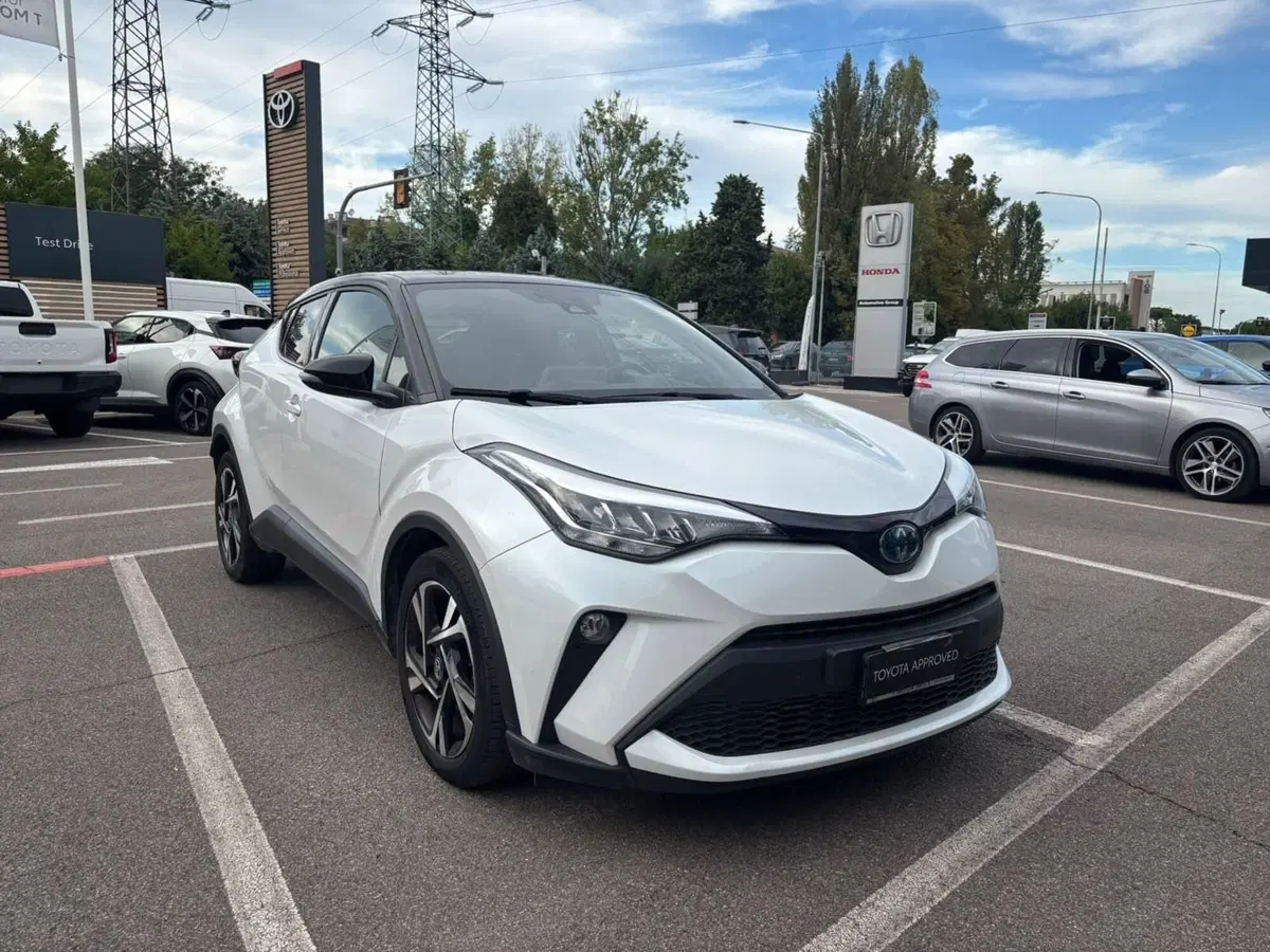 Toyota Toyota C-HR usata a Bologna (11)