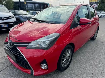 Toyota Yaris 1.0 5 porte Active del 2017 usata a Modena