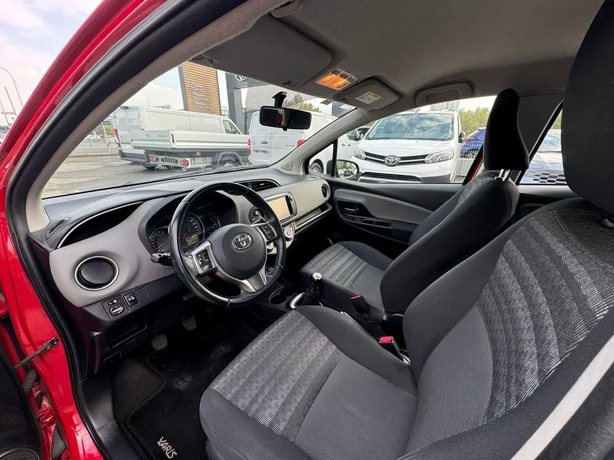 Toyota Yaris usata a Modena (12)