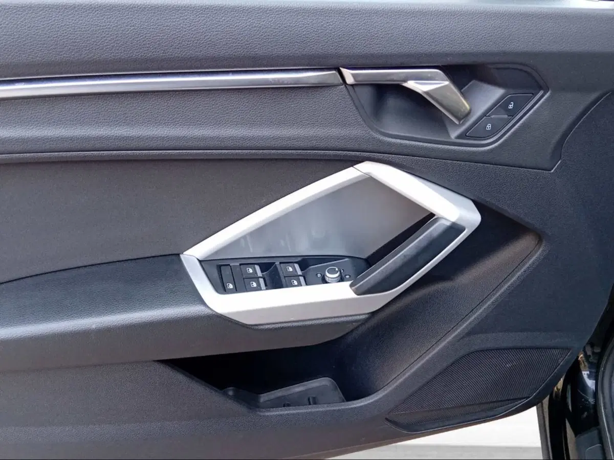 Audi Q3 usata a Siena (17)