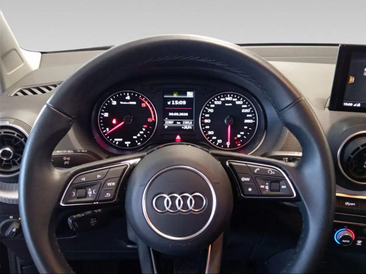 Audi Q2 usata a Siena (10)