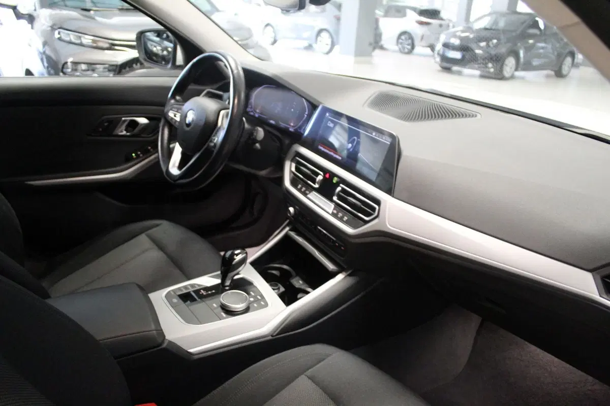 BMW Serie 3 Touring usata a Cremona (7)