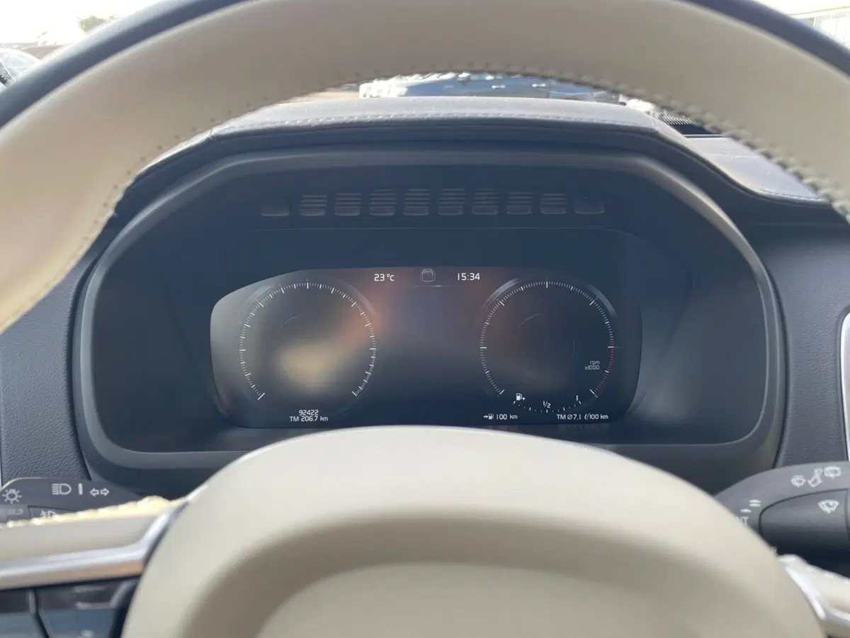 Volvo XC90 usata a Parma (4)