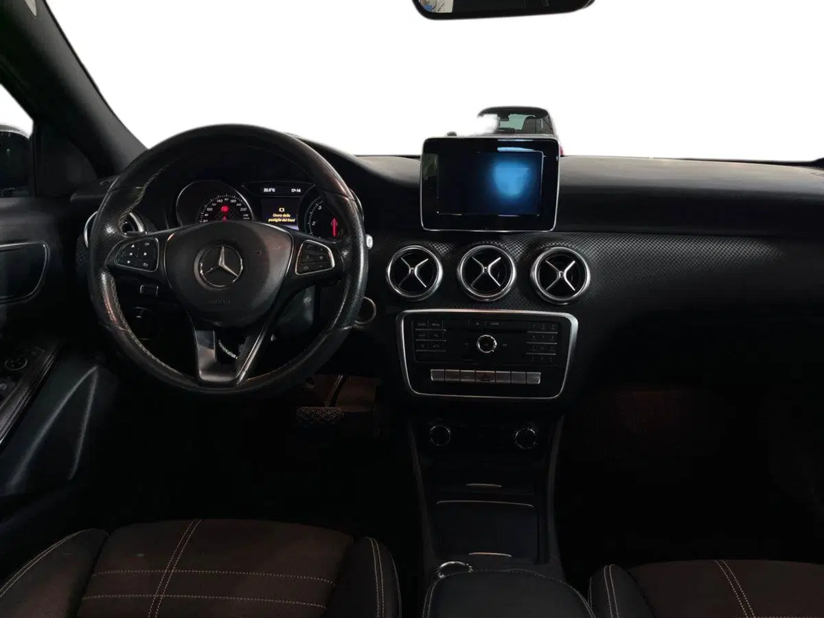 Mercedes-Benz Classe A usata a Bari (8)