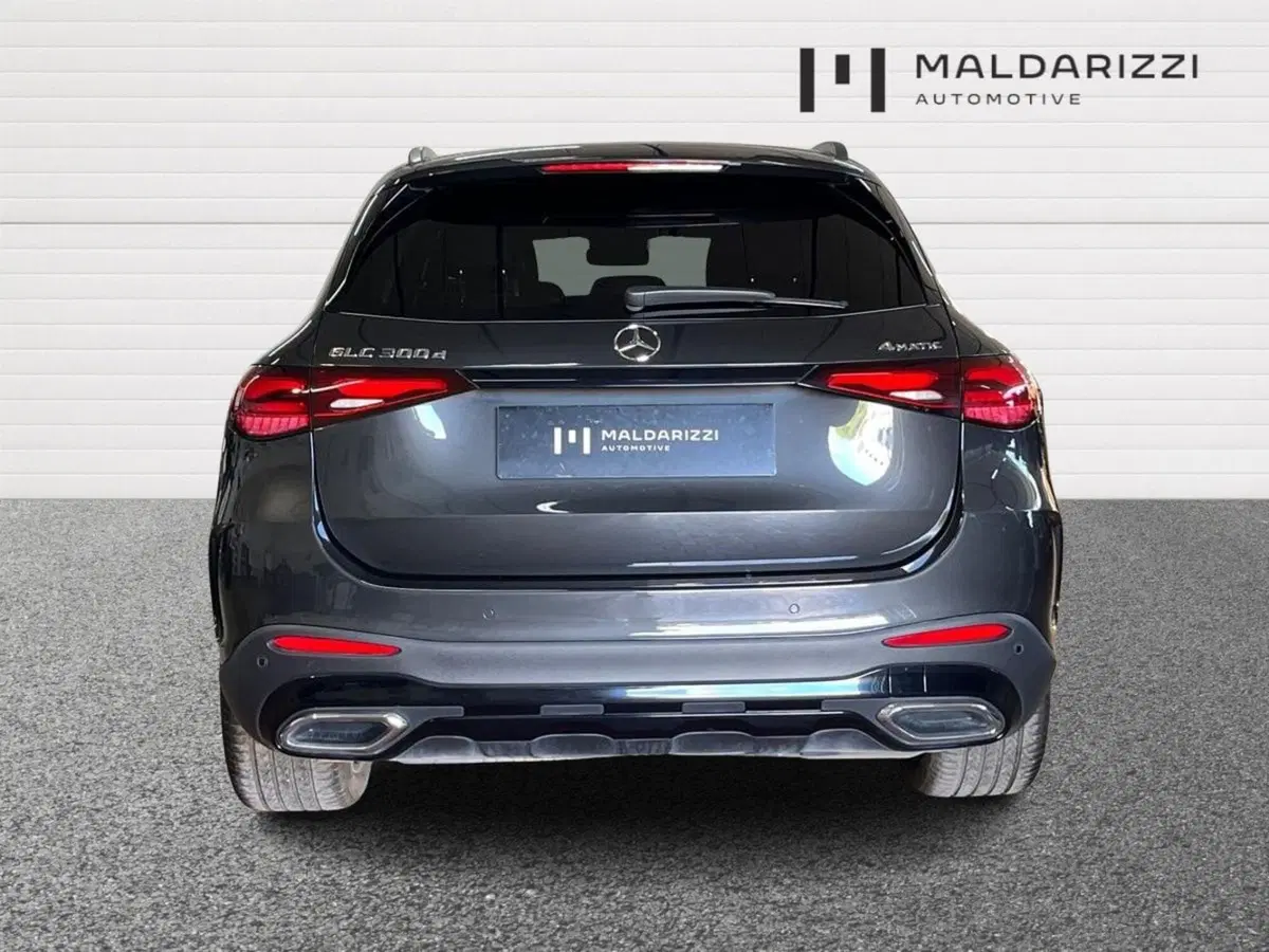 Mercedes-Benz GLC SUV usata a Bari (3)