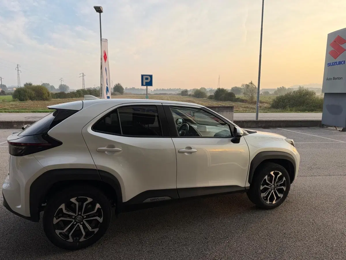 Toyota Yaris Cross usata a Vicenza (4)