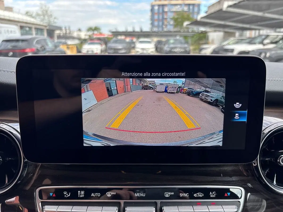 Mercedes-Benz Classe V usata a Pescara (10)
