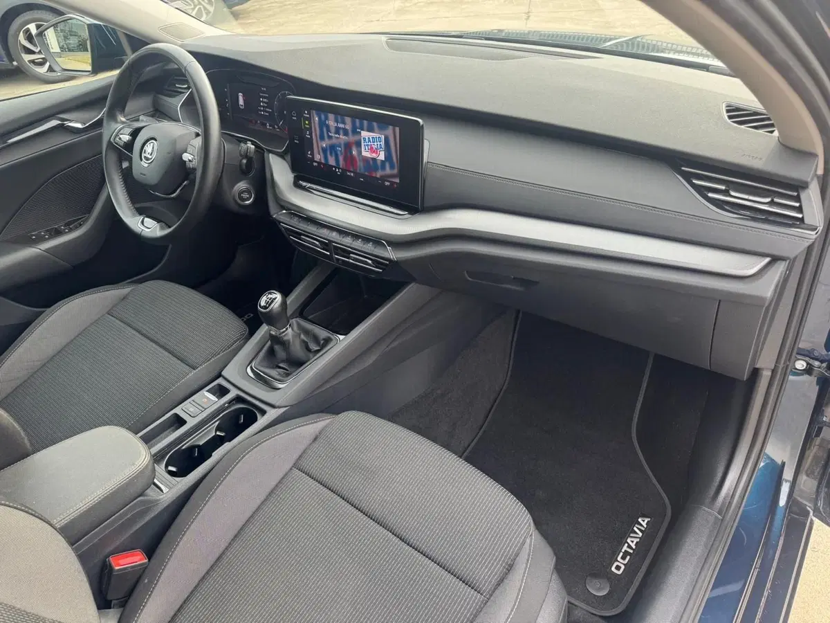 Skoda Octavia Station Wagon usata a Ferrara (11)