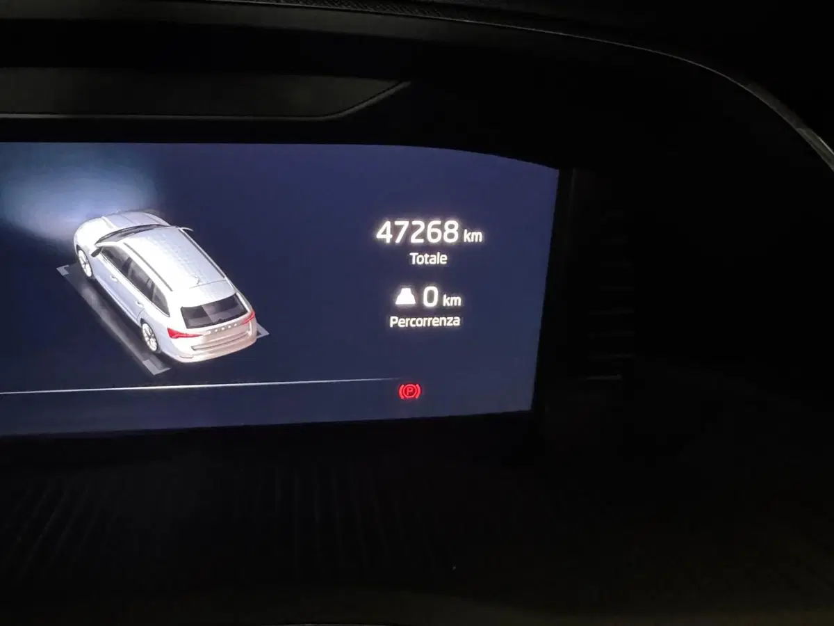 Skoda Octavia Station Wagon usata a Ferrara (15)