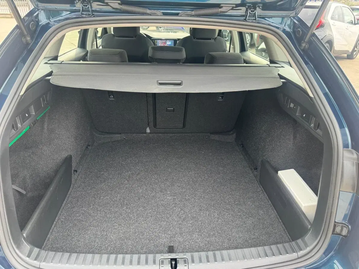 Skoda Octavia Station Wagon usata a Ferrara (20)