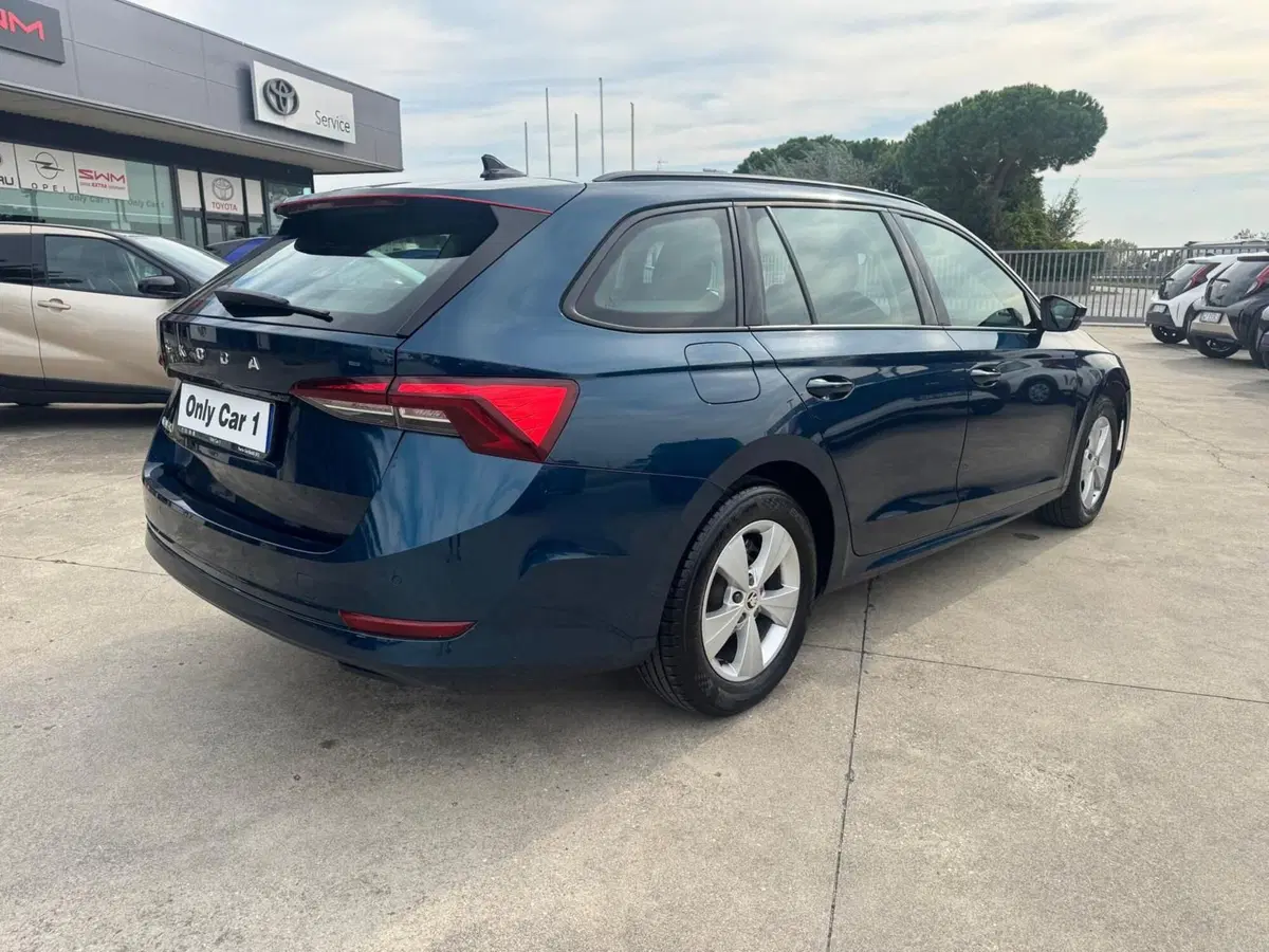 Skoda Octavia Station Wagon usata a Ferrara (4)