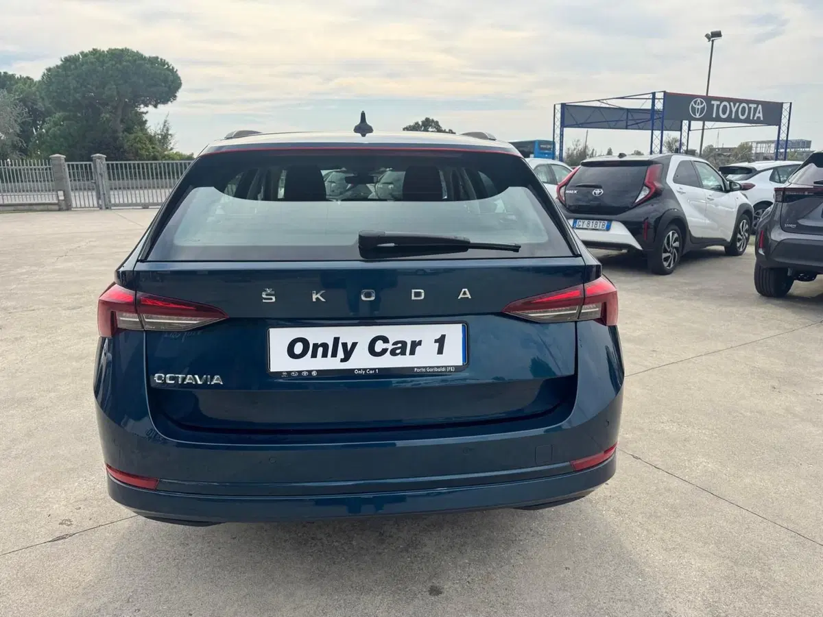 Skoda Octavia Station Wagon usata a Ferrara (6)