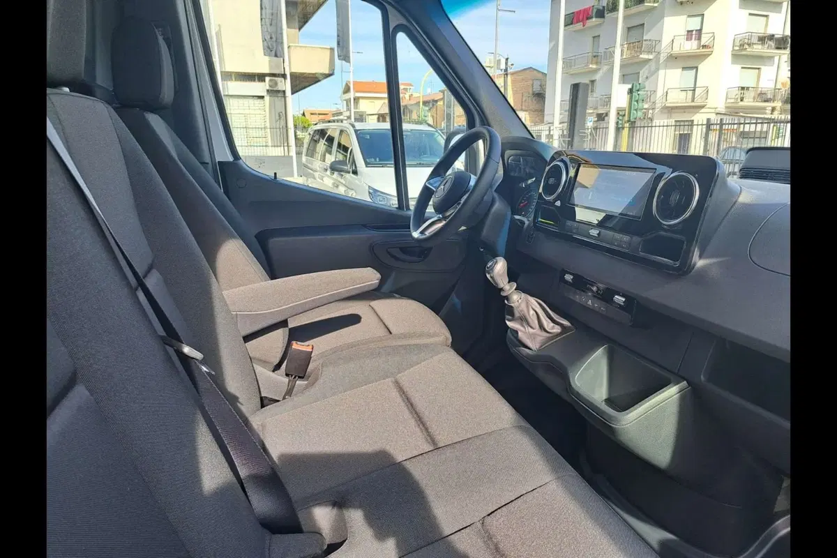 Mercedes-Benz Sprinter nuova a Pescara (6)