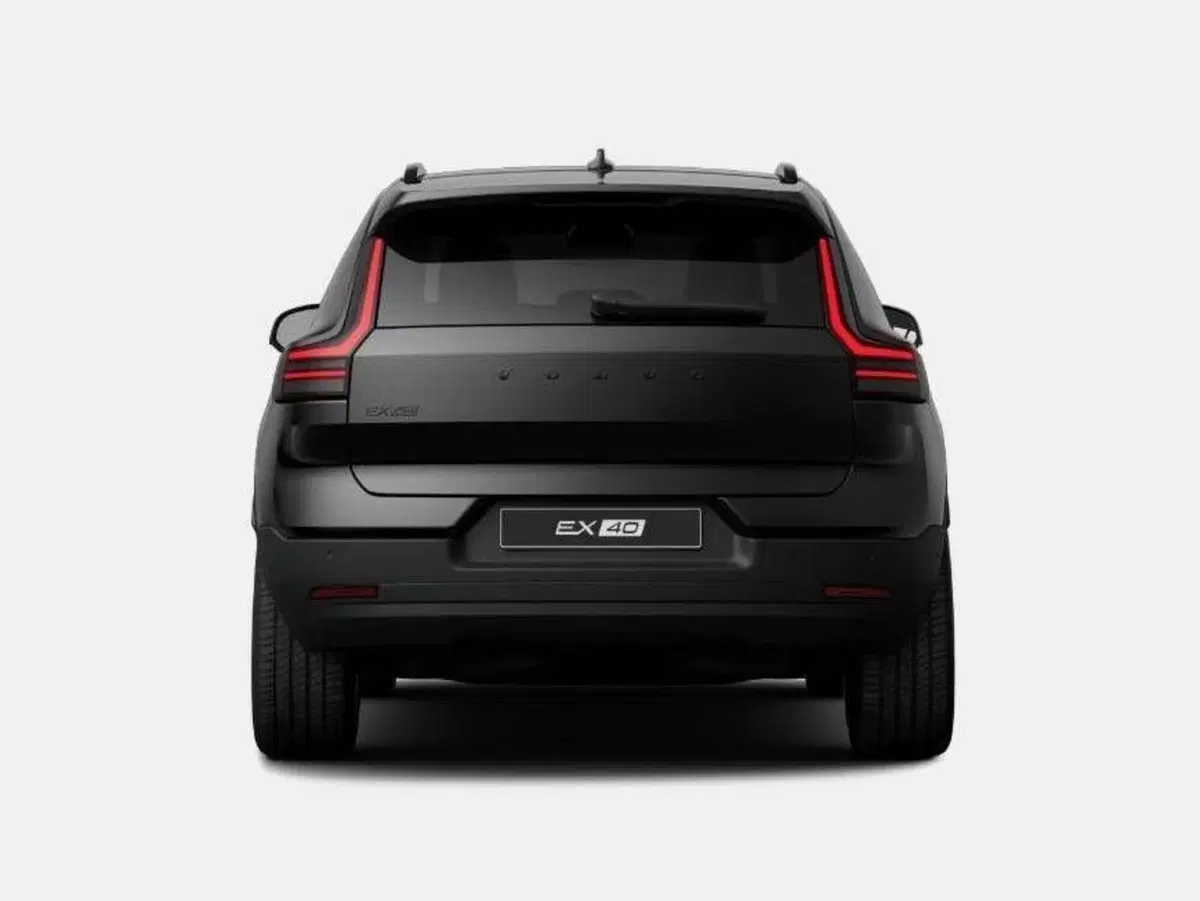 Volvo EX40 nuova a Como (5)