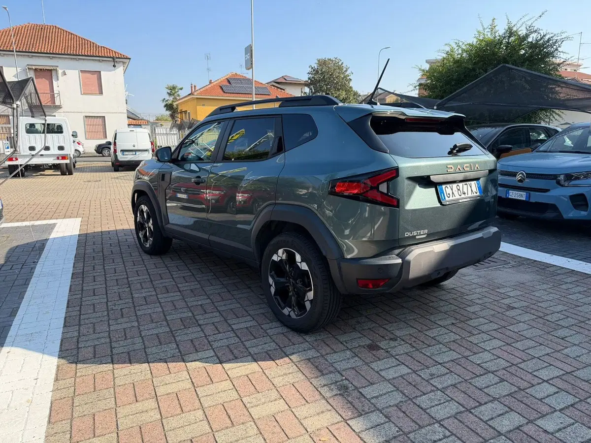 Dacia Duster usata a Pavia (13)